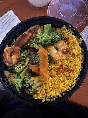 Shrimp and broccoli lunch special