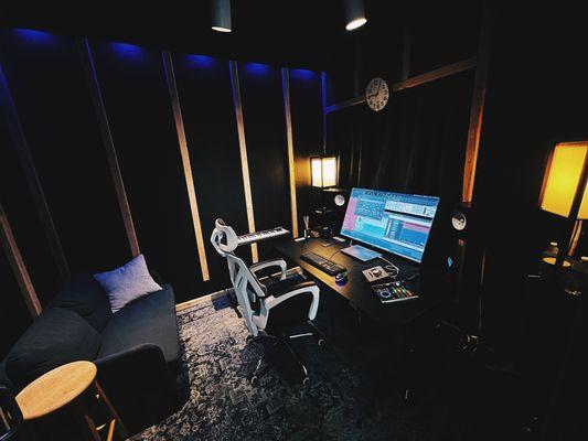 LMS STUDIO / MIXING/ MASTERING/RECORD