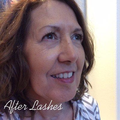 Natural full set of lashes used three lengths no mascara