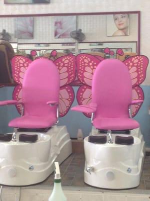 Children's pedicure chairs-so cute!