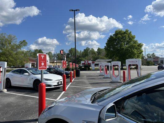 St. George Tesla supercharger