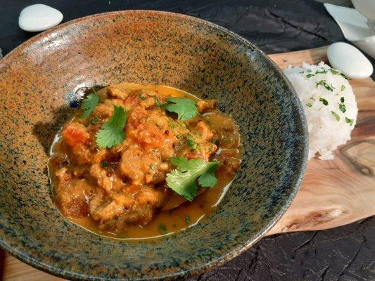 Sri lankan beef curry GF DF With tamarind, coconut, lime and coriander.  Served with rice