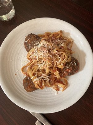 Tagliatelle with meatballs