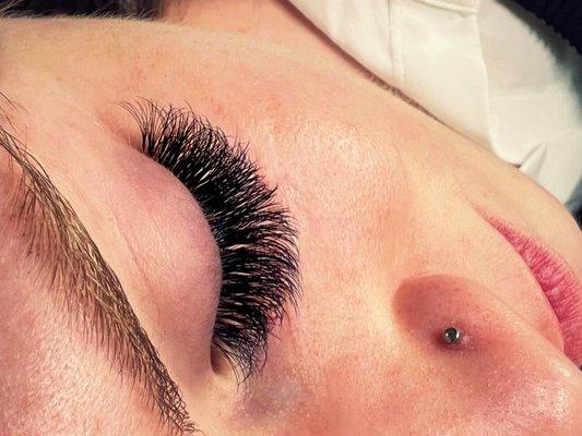 Rebel Lash Studios_Full Volume Lash Extensions