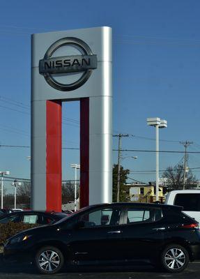 Byerly Nissan sign