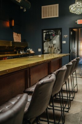 Bar seats