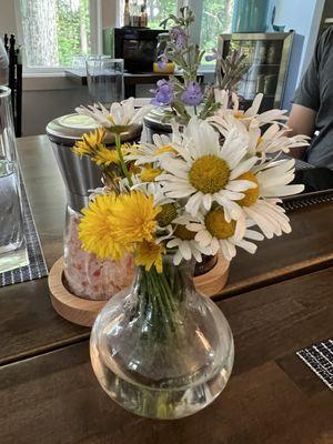 Fresh flowers at the table