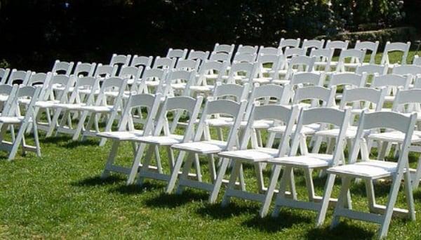 @StandingRoomDFW http://www.standingroomonlydfw.com for all your chair rental needs.