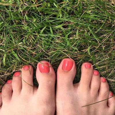 Love how my pedicure came out. The color was a pink coral.