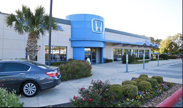 Rude Gunn Honda stuff might deny test drive, go to some other Honda show room to avoid dis appointment.