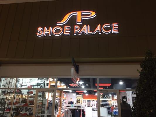 Shoe Palace