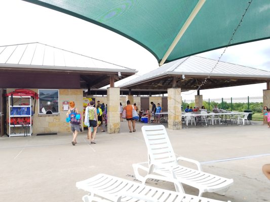 Nice shaded pavilion. The pool also offers lounge chairs under large canopies. On the left, you can see the free life-vests.