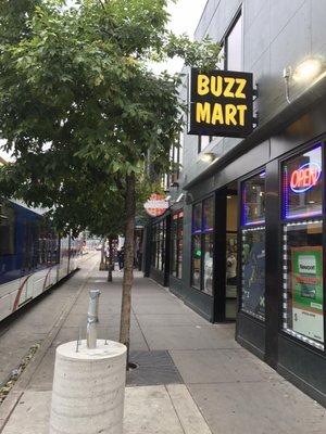 Buzz Mart