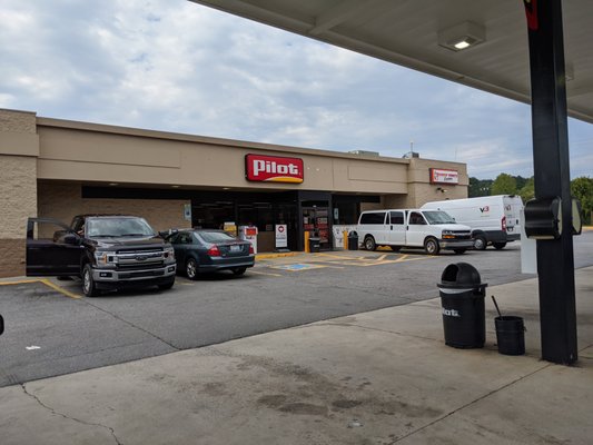 Pilot Travel Center, Troutman