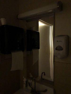 Toilet room no working light