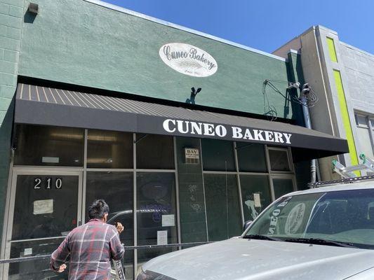 CUNEO BAKERY, 210 Baden Ave. South San Francisco, CA 94080