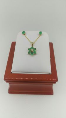 Emerald Pendant & Earring Set