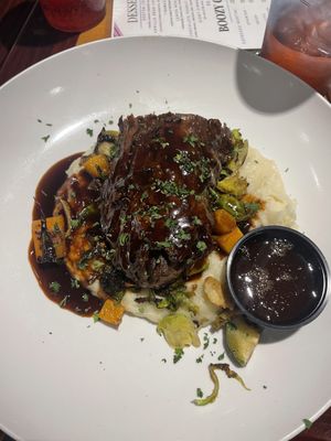 mongolian short ribs with mashed potatoes instead of polenta