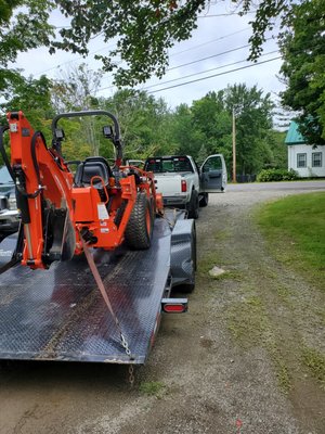 Tractor and Euipment Transport