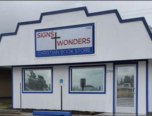 Signs and Wonders Christian Bookstore