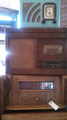 Vintage & Antique Radios