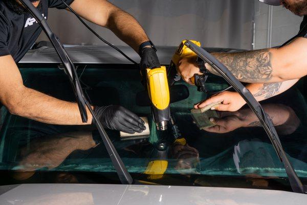 Multiple Installers Working on your Vehicle, Team Install at Precisecuts Window Tinting