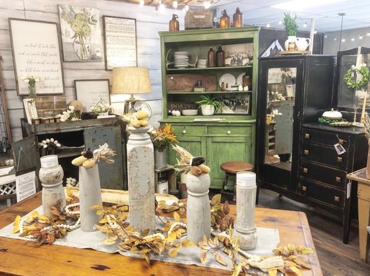 Our inventory of vintage and locally refurbished furniture is constantly changing, along with our seasonal decor & gifts.