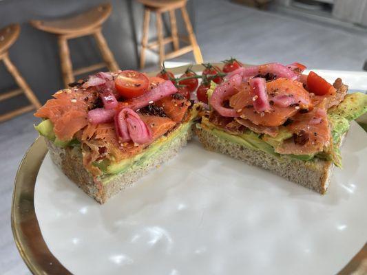 Avocado Bliss: The Perfect Pairing on Homemade Sourdough