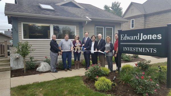 Kosciusko County Chamber of Commerce Ribbon Cutting Ceremony celebrating the 8th Edward Jones location in Warsaw, IN.