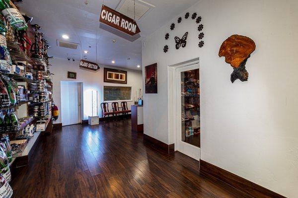 Cigar room!