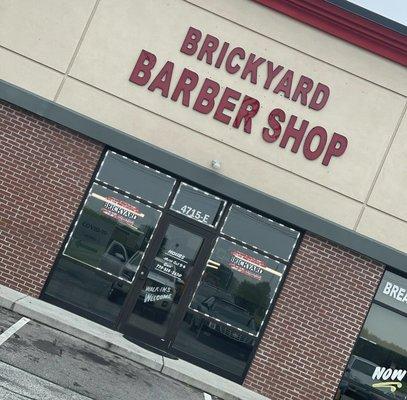 Brickyard barber shop speedway Indiana