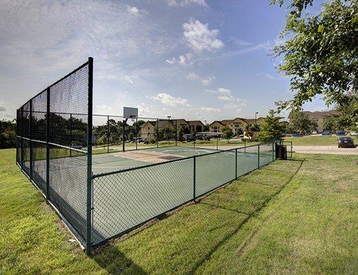 City Parc at Fry Street - Basketball Court