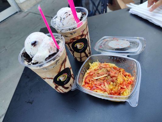 oreo frapp and mango rayado