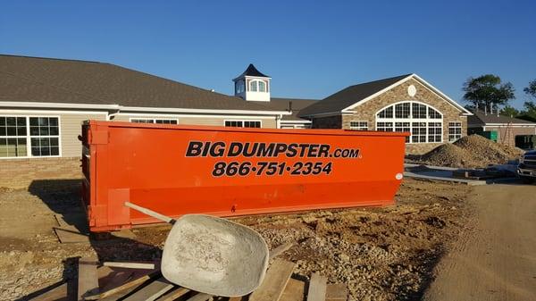 Big Dumpster - Largo