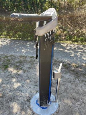 Bike repair stand