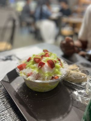 Mixed Berry Shaved Ice - Bingsoo