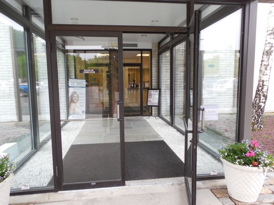 Entrance to Advanced Specialty Care