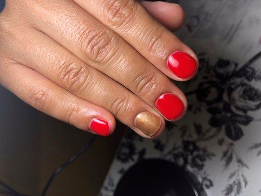 Summer Nails- Red Gel Polish with Gold Accent Nail