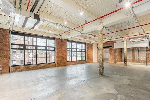 Our spacious, versatile space in an industrial loft in Greenpoint, Brooklyn can host up to 350 guests in its 6,000 square foot open space.