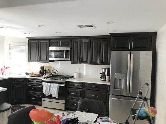 new kitchen cabinets & quartz countertops