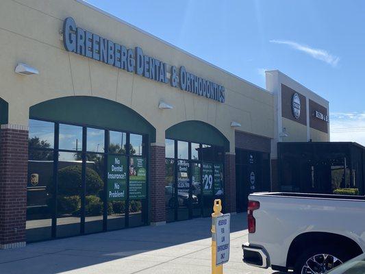 Greenberg dental and orthodontics in Davenport