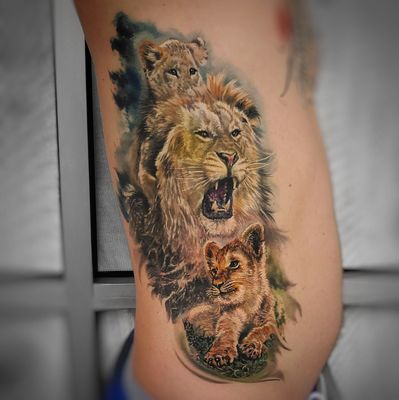 Family protection. Lion representing Dad and cubs.