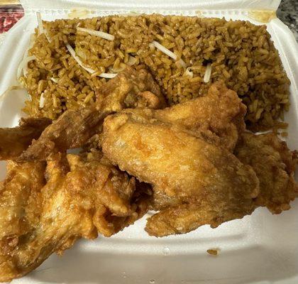 #15 Chicken Wings lunch with shrimp fried rice (extra $2 for shrimp)