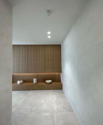 Plaster wall Limewash