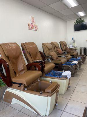 Cool pedicure spa