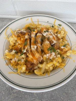 Buffalo Mac and cheese