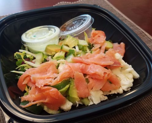 The very crunchy Salmon Poke Bowl