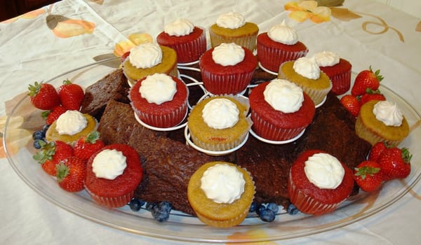 Cupcake and brownie platter