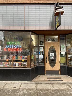 Vargo's Jazz City & Books