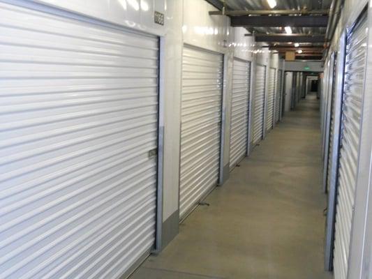 Madison Squares Self Storage Anaheim, clean interior units in many available sizes